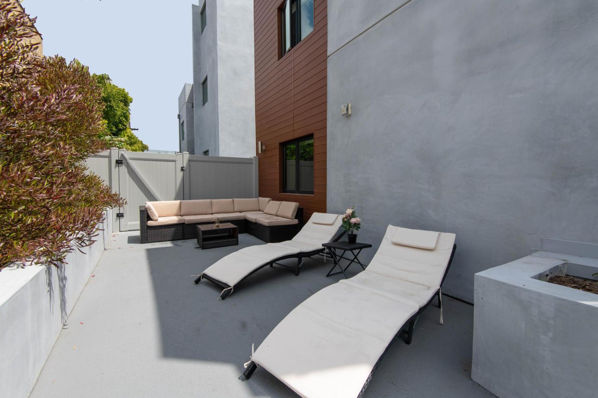 Regency Modern Apartments Γκλέντεϊλ Εξωτερικό φωτογραφία