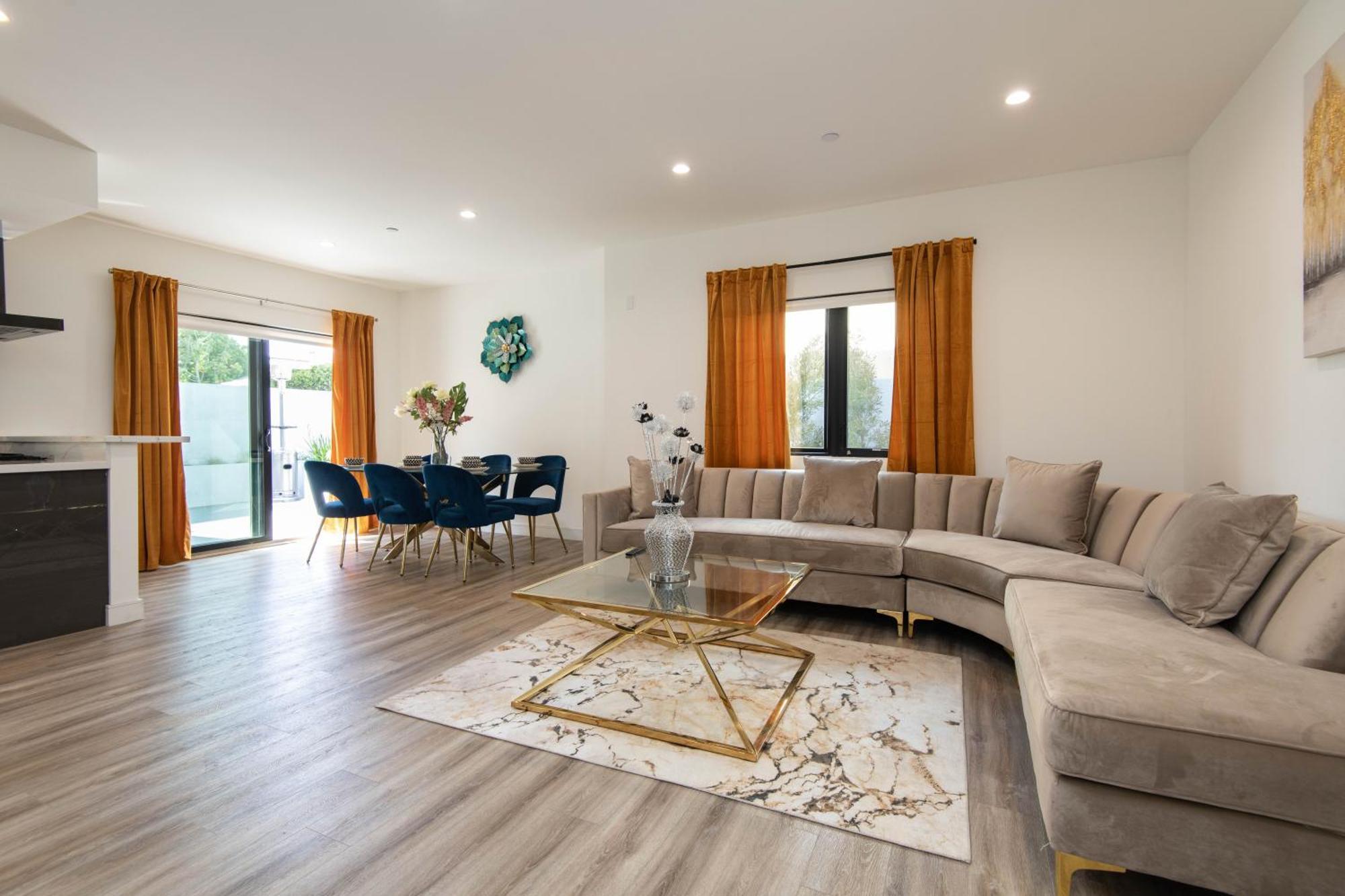 Regency Modern Apartments Γκλέντεϊλ Εξωτερικό φωτογραφία