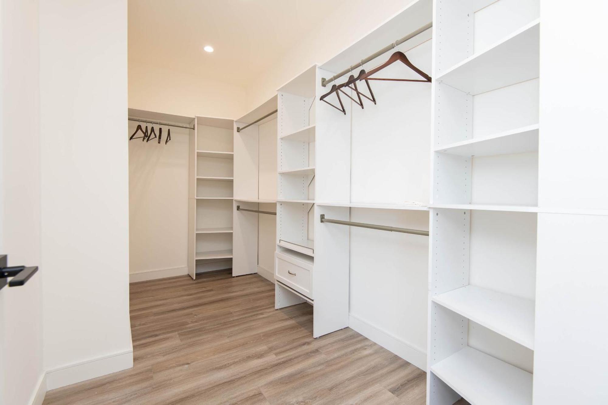 Regency Modern Apartments Γκλέντεϊλ Εξωτερικό φωτογραφία